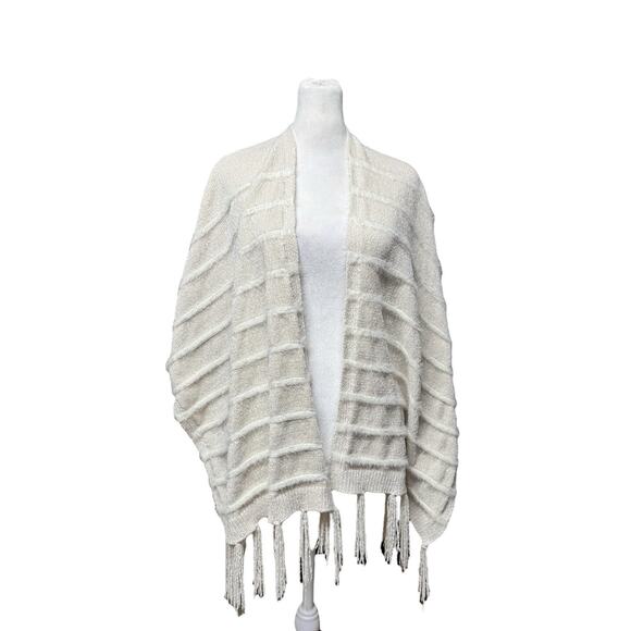Anthropologie Boho Fringe Knit Shawl Wrap Textured Poncho Style Layering One Sz - Picture 3 of 12